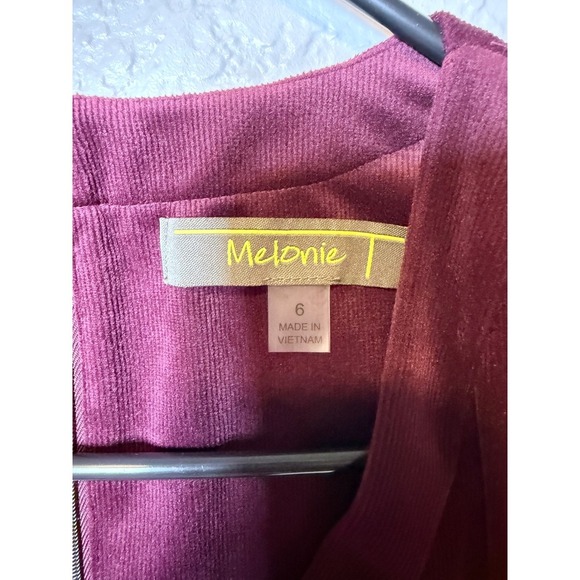 Melonie Purple Corduroy Tiered Mini Dress V-Neck 3/4 Sleeve Women's Size 6 - Picture 4 of 4